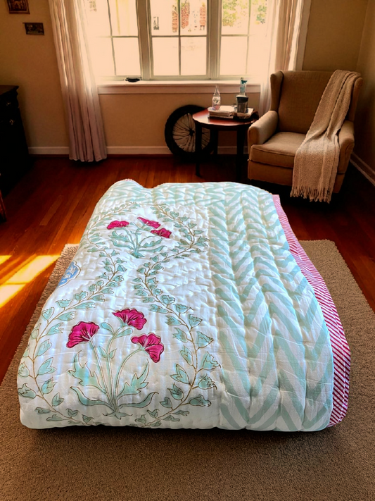 DREAMORA QUILTED COMFORTER SINGLE MINT IVORY 58 x 92 IN