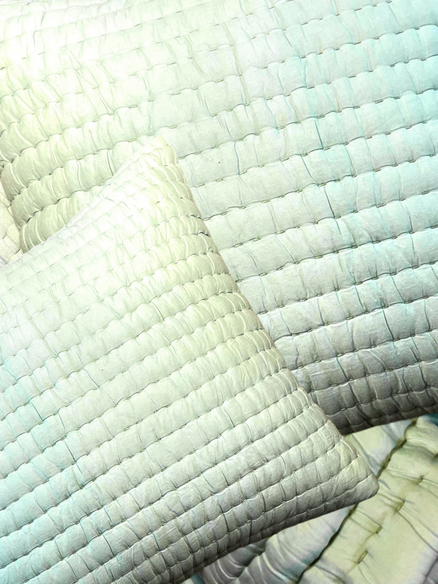 DELMARE BEDSPREAD WITH 2 CUSHION COVERS POWDER AQUA 90 x 108 IN