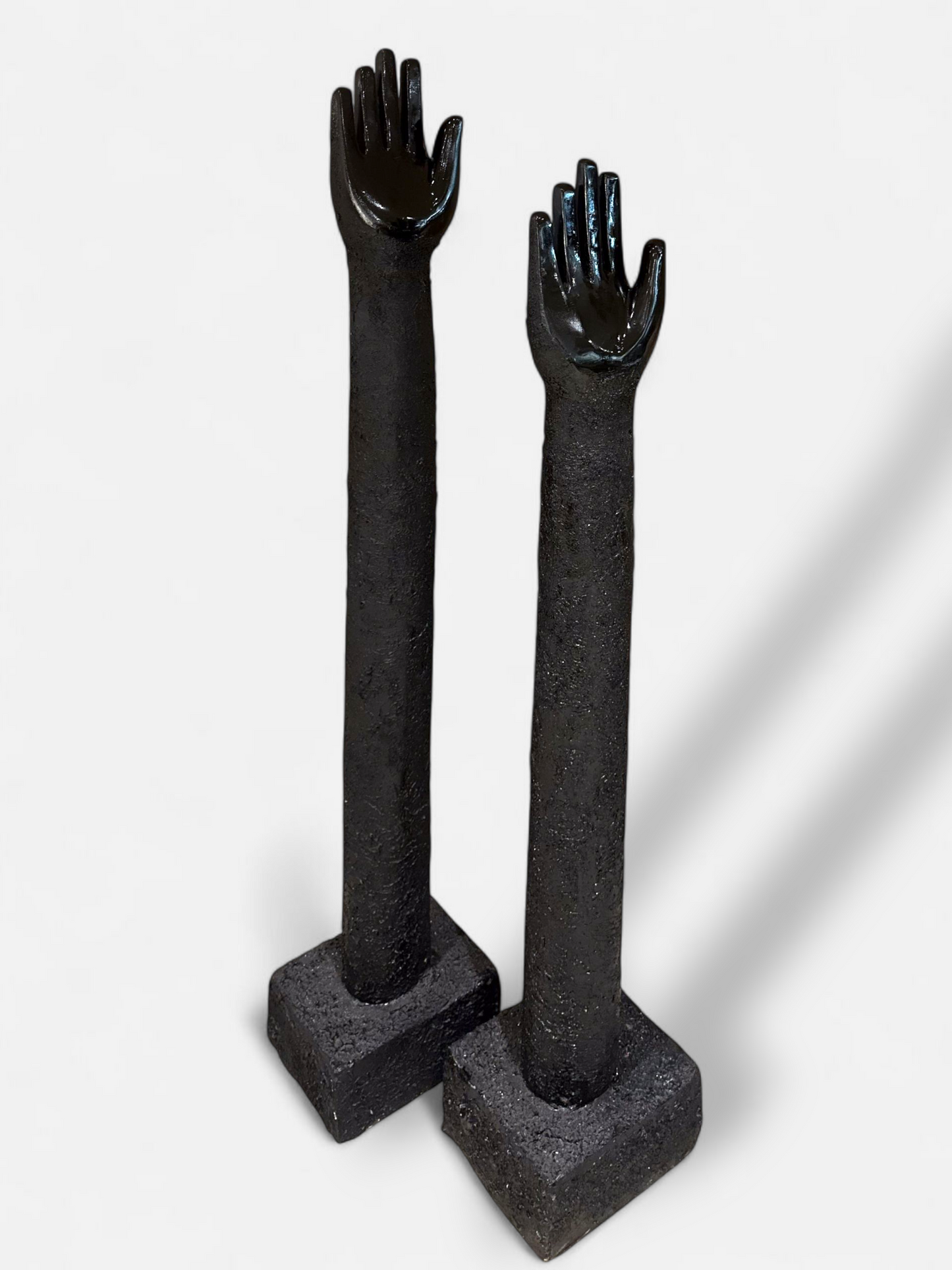 HANDS (SET OF 2)