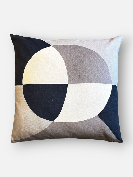 DEXTRA CUSHION BLACK & IVORY 20 x 20 IN