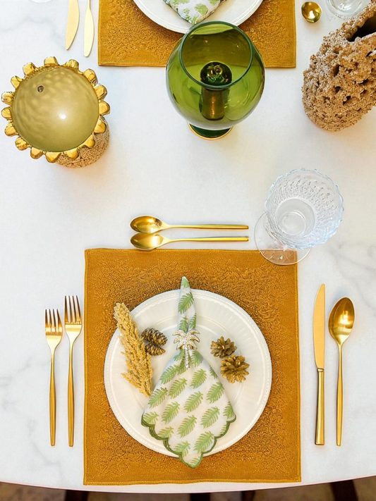 FERN & WHISPER DINNER NAPKIN SOFT SAGE GREEN (PER PC)