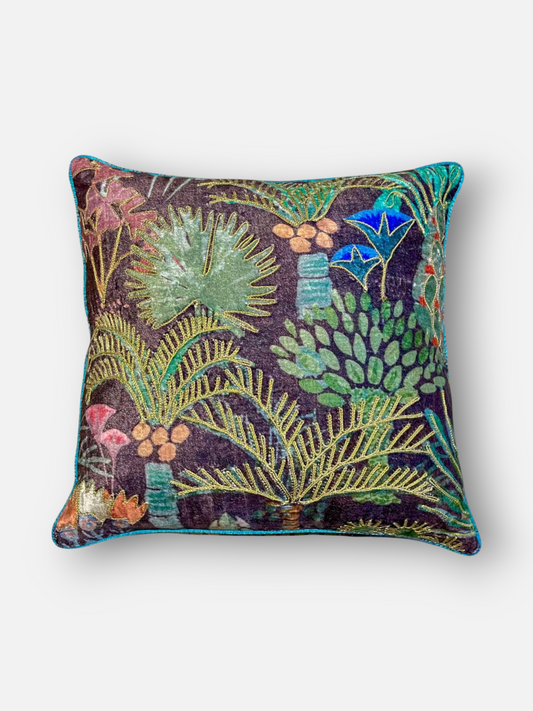 NOORVANA CUSHION PLUM 18 x 18 IN