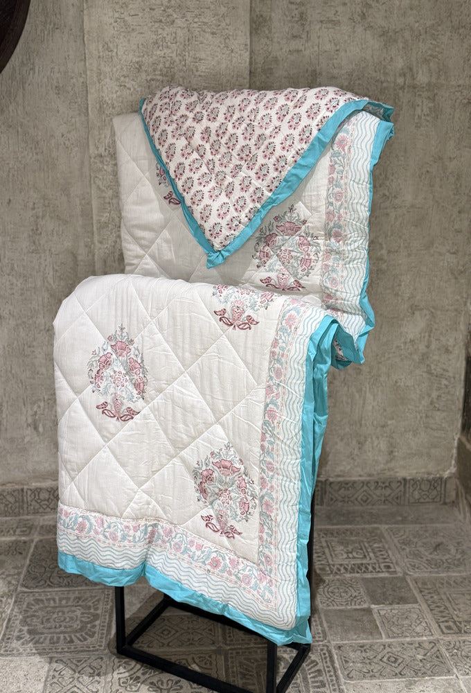 Bedspread & Quilt