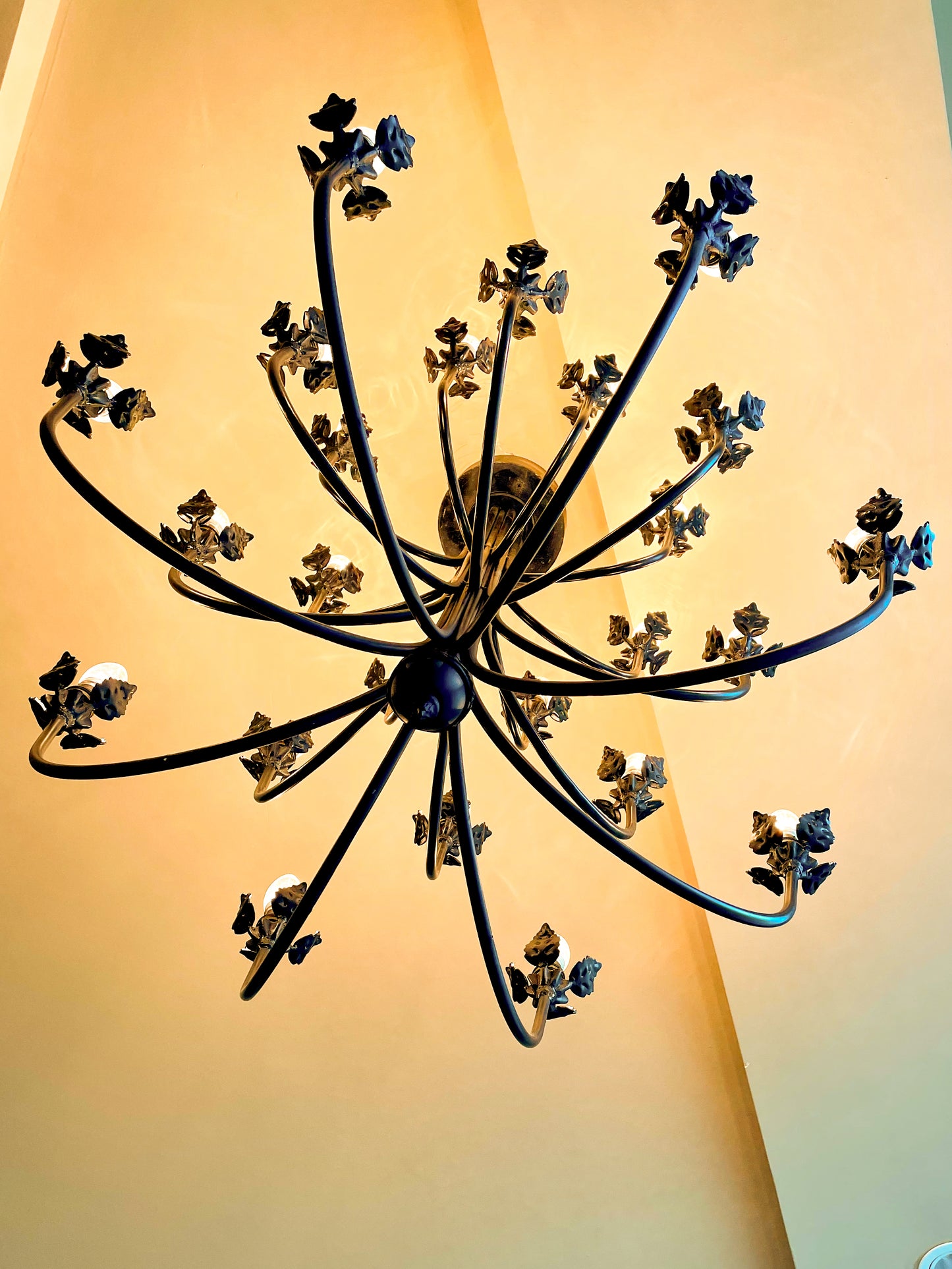 NIRVAAN CHANDELIER (MATT BLACK)