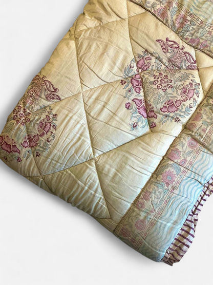 DIANA QUILTED COMFORTER SINGLE IVORY & SOFT PINK 54 x 90 IN