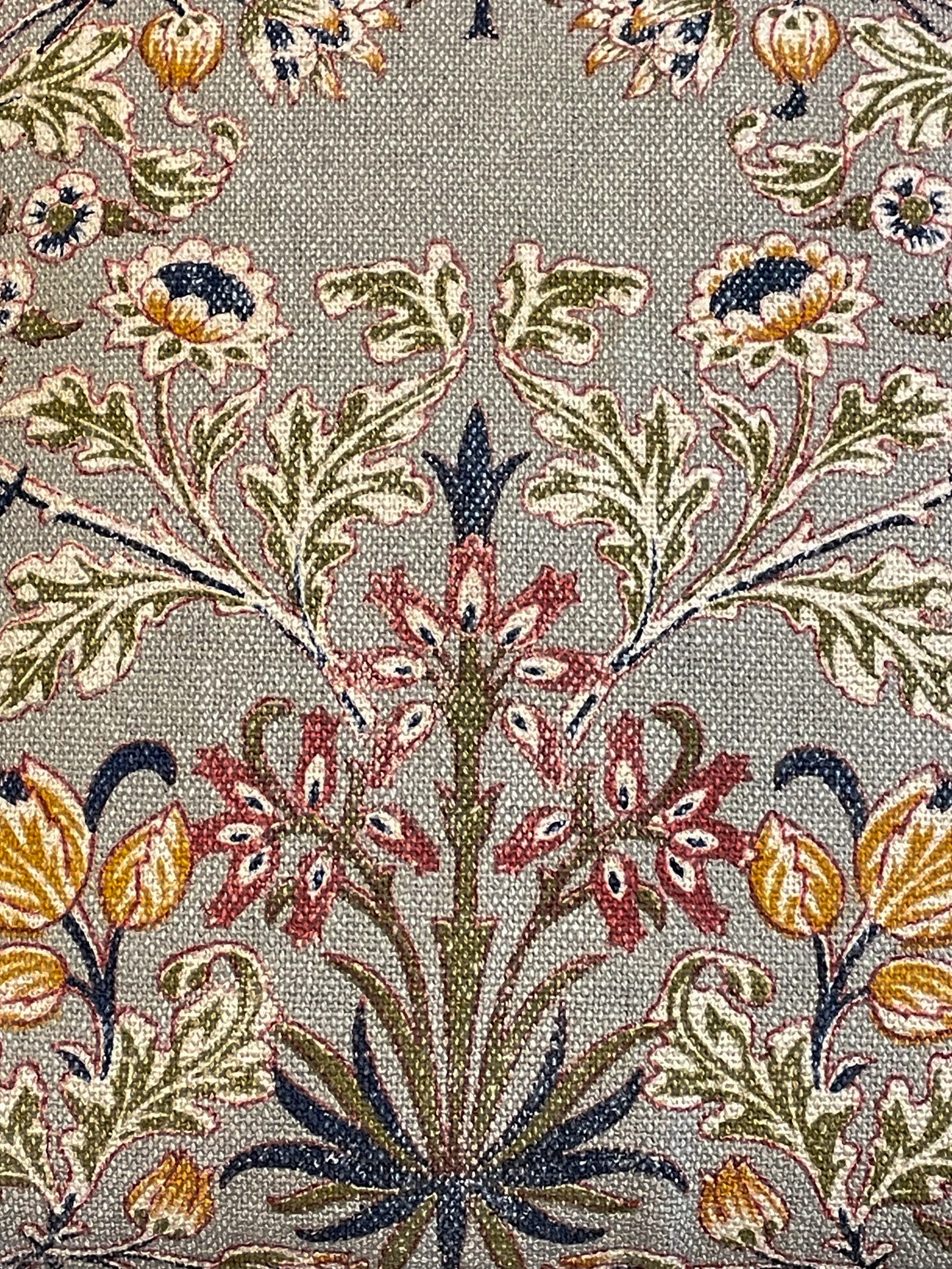 REGAL TAPESTRY CUSHION TAUPE GREY 20 x 20 IN