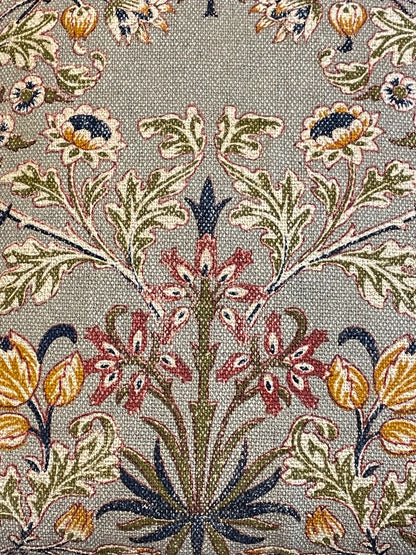 REGAL TAPESTRY CUSHION TAUPE GREY 20 x 20 IN