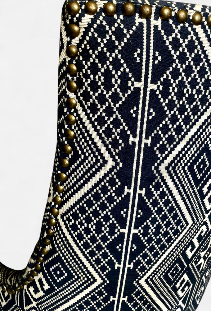 GRAPHIC CHAIR