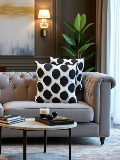 DIORRA SPOT BLACK & IVORY 20 x 20 IN