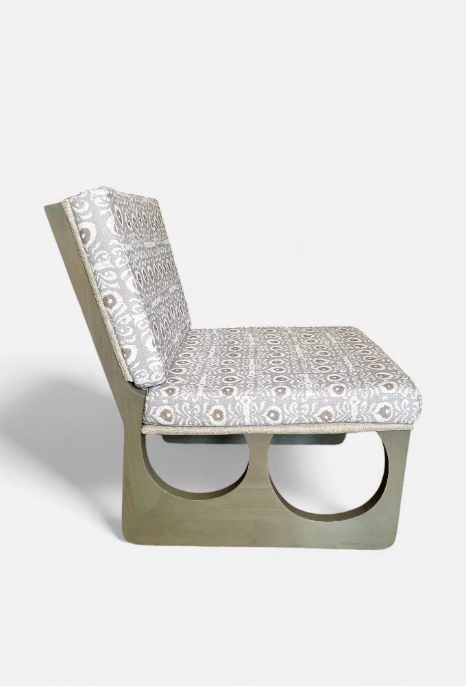 NEXA LOUNGE CHAIR