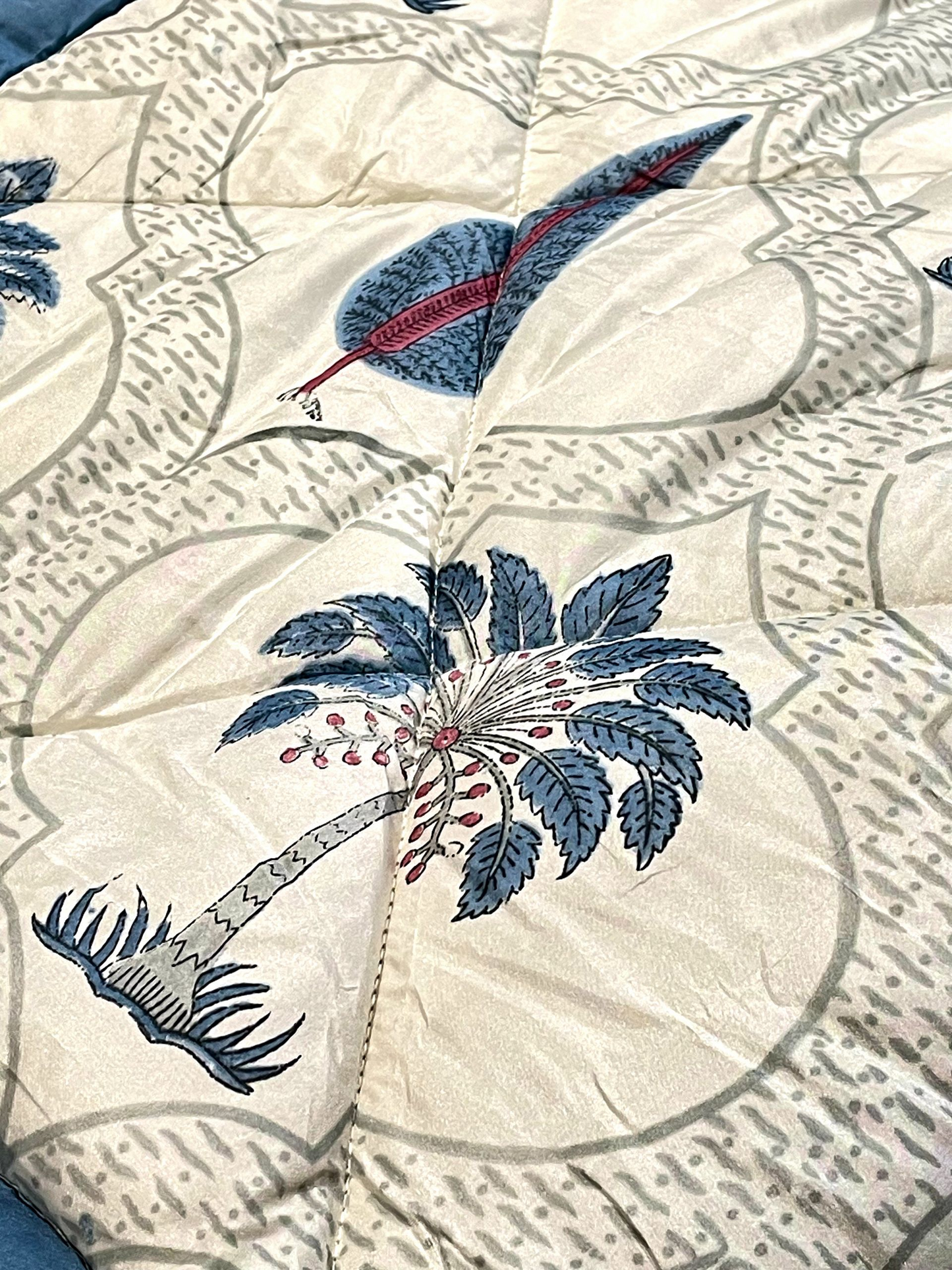 DELPHINA QUILTED COMFORTER IVORY WITH BLUE 90 x 108 IN