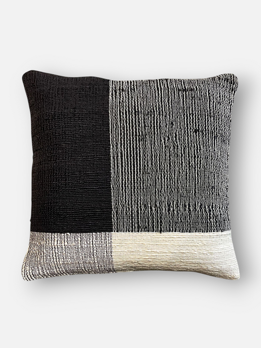 DRALIN CUSHION BLACK & IVORY 20 x 20 IN