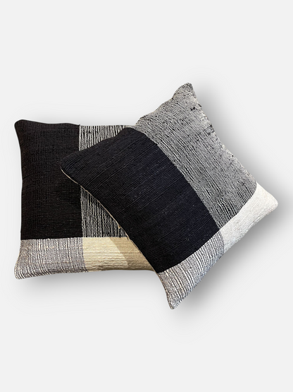 DRALIN CUSHION BLACK & IVORY 20 x 20 IN