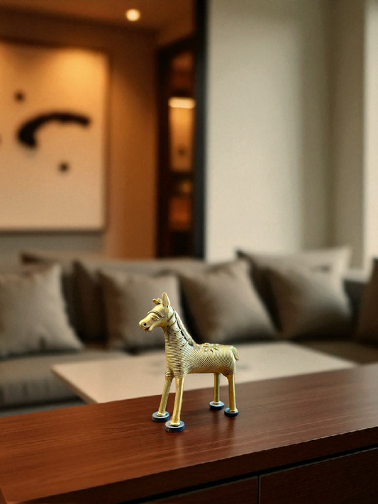USHNIH HORSE GOLD