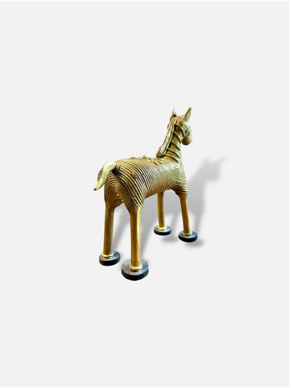 USHNIH HORSE GOLD