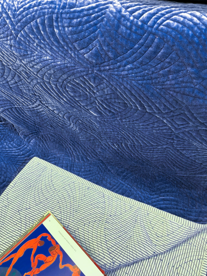 NOBLE BLUE BEDSPREAD WITH 2 CUSHION COVERS NAVY BLUE 90 x 108 IN