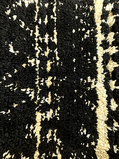 RAAKA LUMBER CUSHION BLACK & IVORY 18 x 12 IN