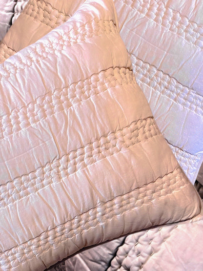 NOIRAINE BEDSPREAD WITH 2 CUSHION COVERS BLUSH CHAMPAGNE 90 x 108 IN