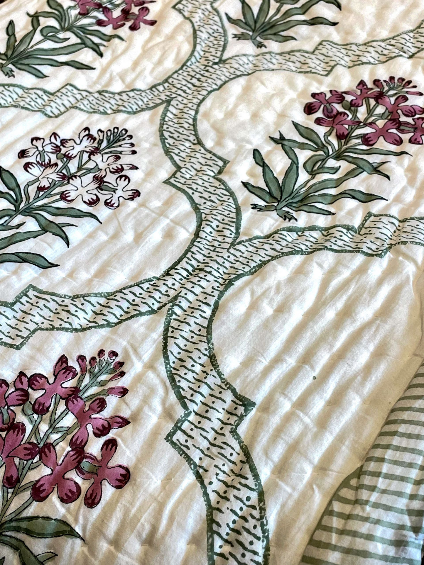 ROSEWOOD QUILTED COMFORTER IVORY 90 x 108 IN
