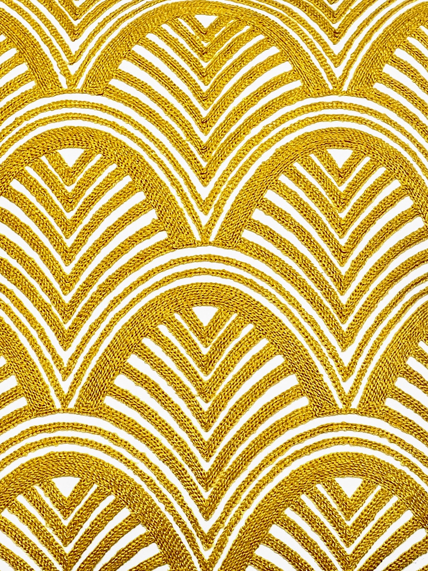 RADIANT REVA CUSHION GOLD & IVORY SIZE 18 x 18 IN