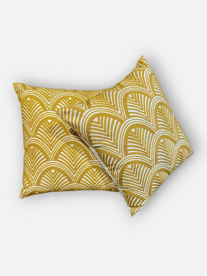 RADIANT REVA CUSHION GOLD & IVORY SIZE 18 x 18 IN