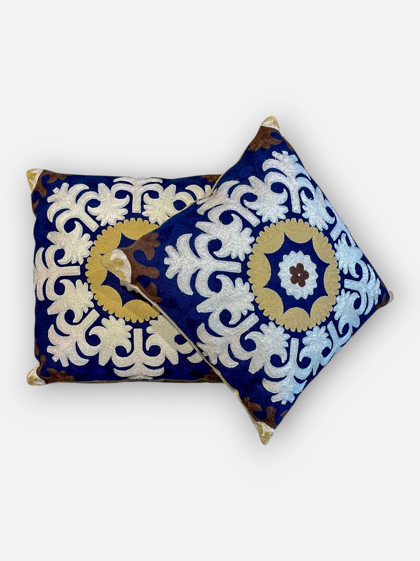 REGALIS CUSHION BLUE 18 x 18 IN