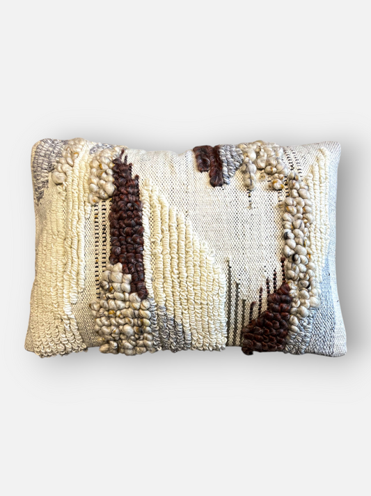 ROVANTI LUMBER CUSHION IVORY CREAM 23 x 16 IN