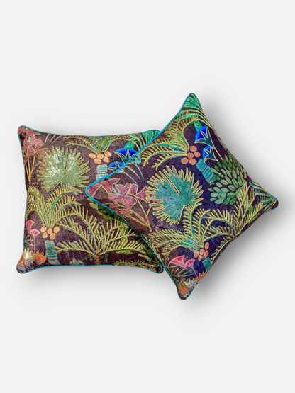 NOORVANA CUSHION PLUM 18 x 18 IN