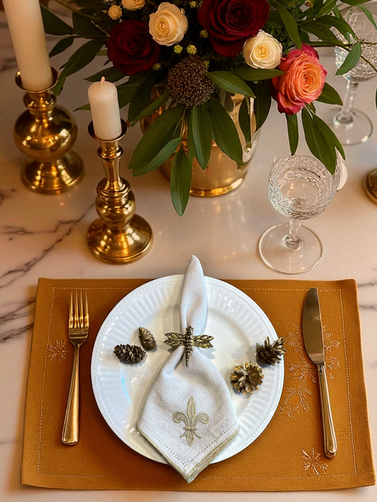 BELLEGARDE DINNER NAPKIN NATURAL GOLD