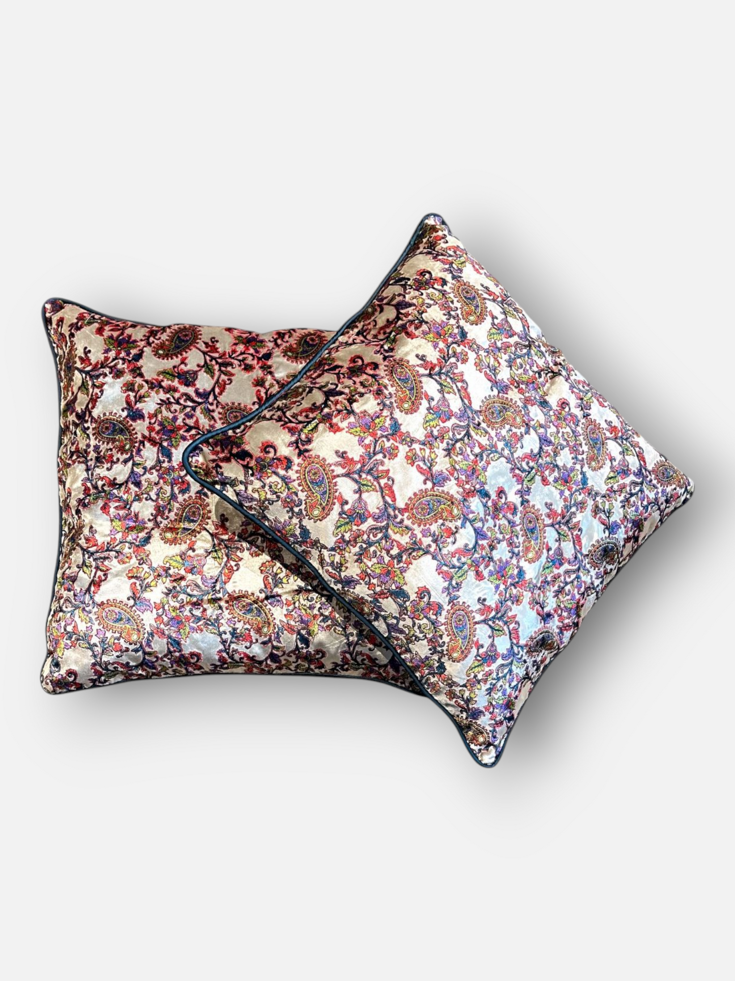 REGALIA CUSHION MULTI 20 x 20 IN