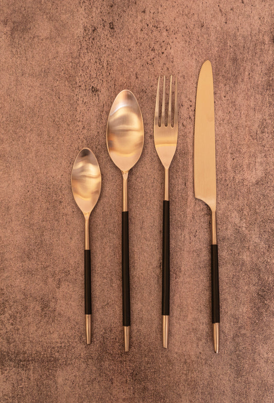 Bombay Black Cutlery (Set of 4)