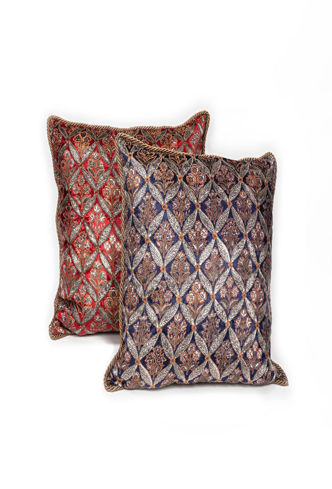 Almora Valvet Cushion