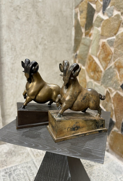 Antique Bull (Set of 2)