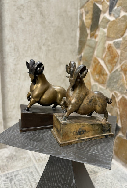 Antique Bull (Set of 2)