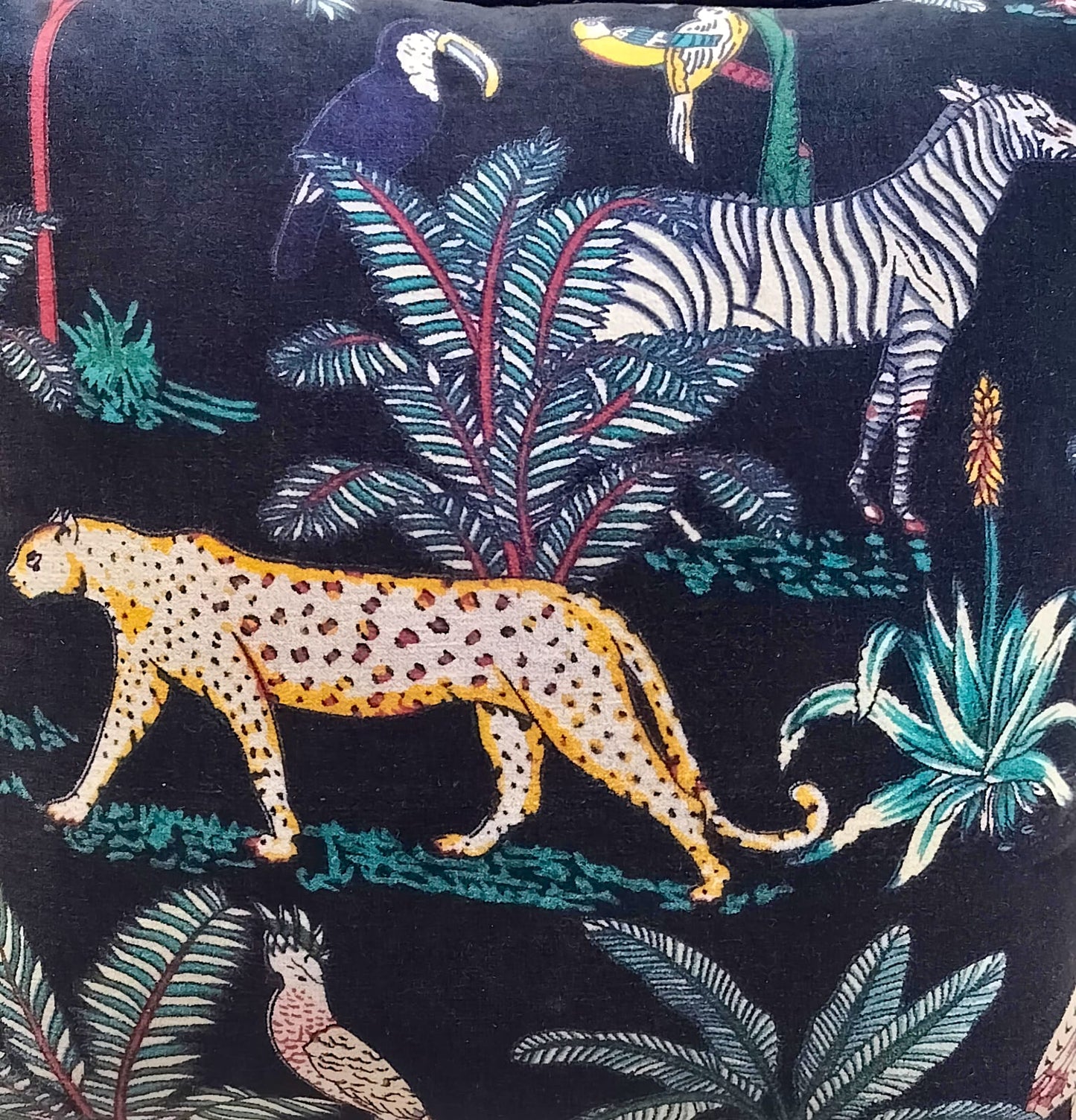 WILD SAFARI CUSHION 18 X 18 IN