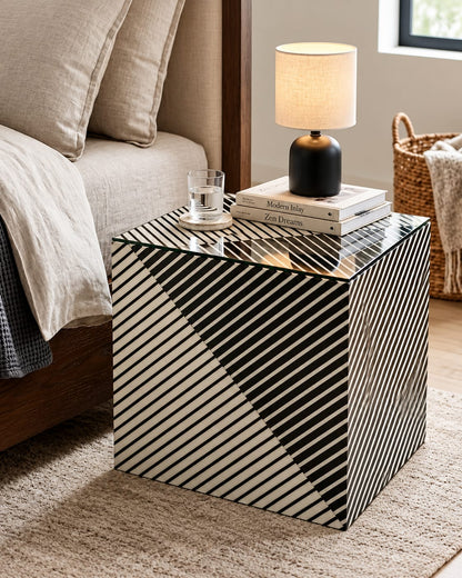CARBON SIDE TABLE