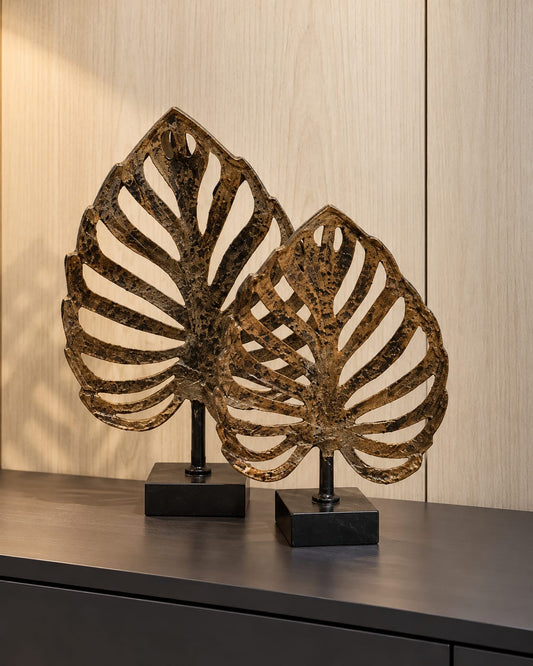 Ribbed Leaf Stand Small